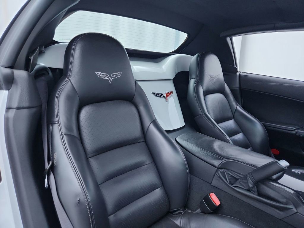 Used 2010 Chevrolet Corvette Grand Sport w/ Preferred Equipment Group RWD image 26