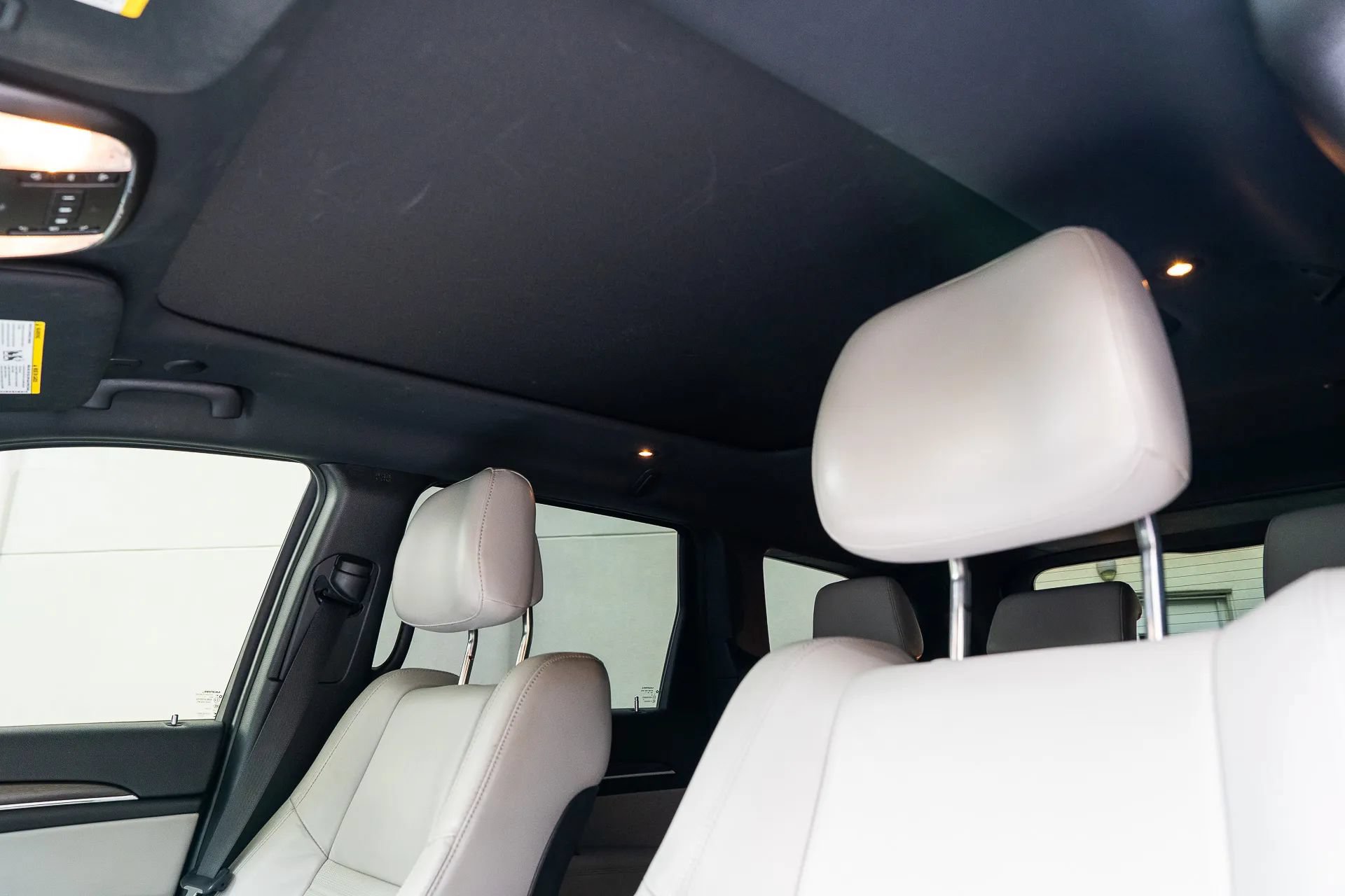 Used 2018 Jeep Grand Cherokee Limited AWD/4WD image 19