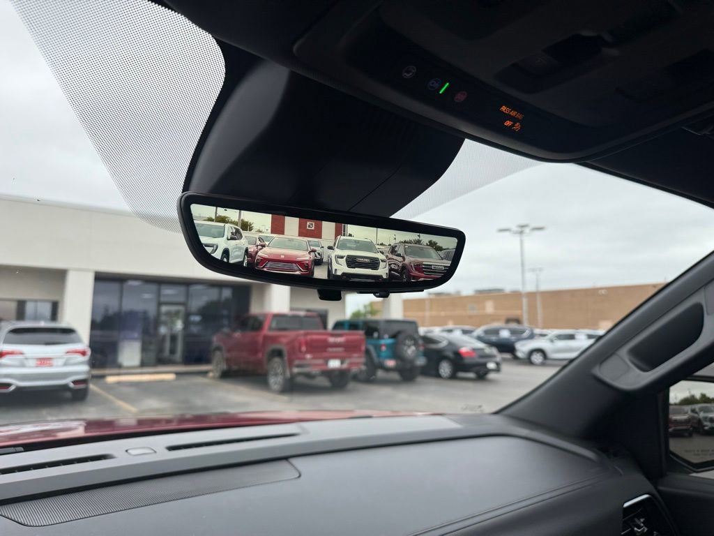 Used 2025 Chevrolet Tahoe High Country w/ Sun And Tow Package image 24