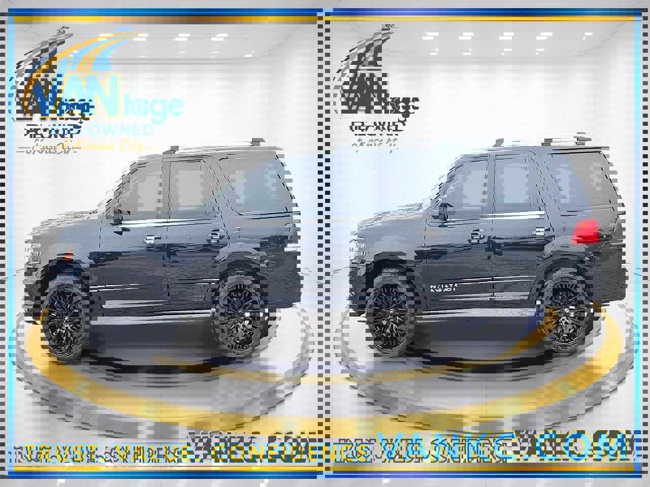 Used 2015 Lincoln Navigator 4WD w/ Equipment Group 101A Reserve image 10