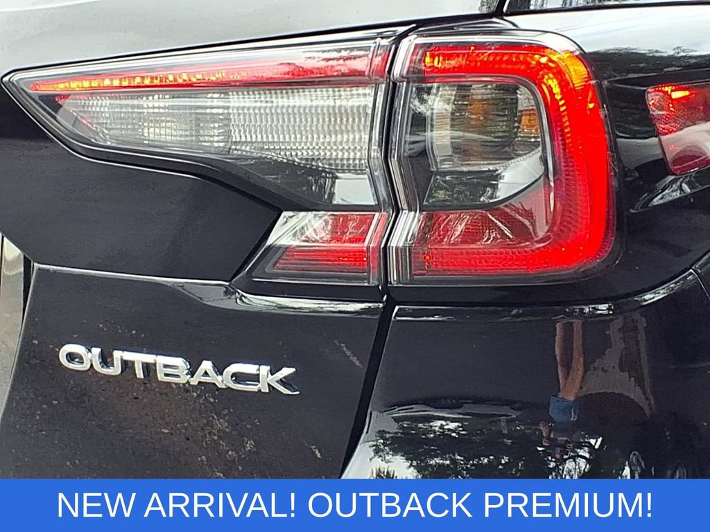 Used 2023 Subaru Outback Premium AWD/4WD image 24