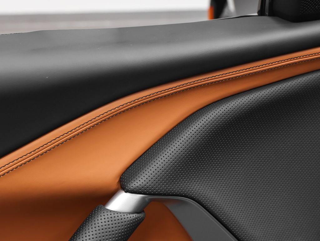 Certified 2018 Ferrari 812 Superfast RWD image 76