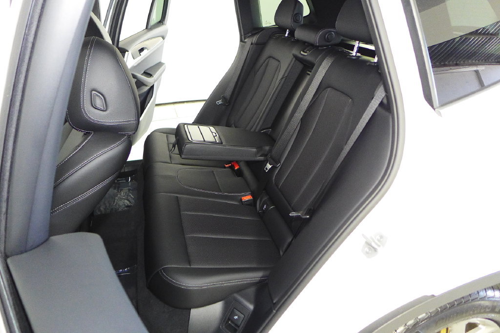 Used 2024 BMW X3 xDrive30i w/ Convenience Package AWD/4WD image 21