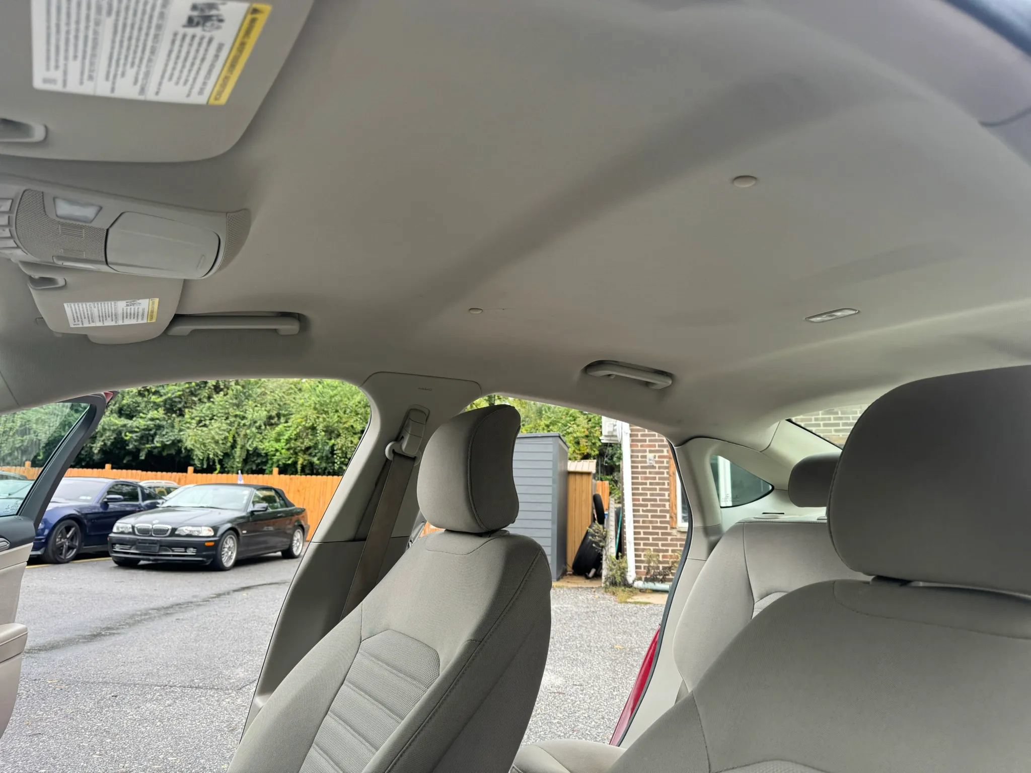 Used 2018 Ford Fusion SE FWD image 12