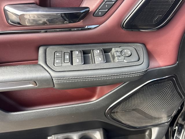 Used 2025 RAM 1500 Limited AWD/4WD image 16