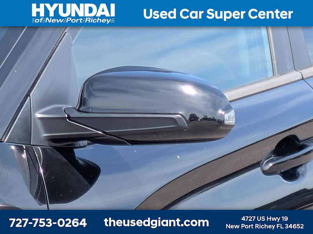 Certified 2022 Hyundai Kona SEL w/ Cargo Package image 11