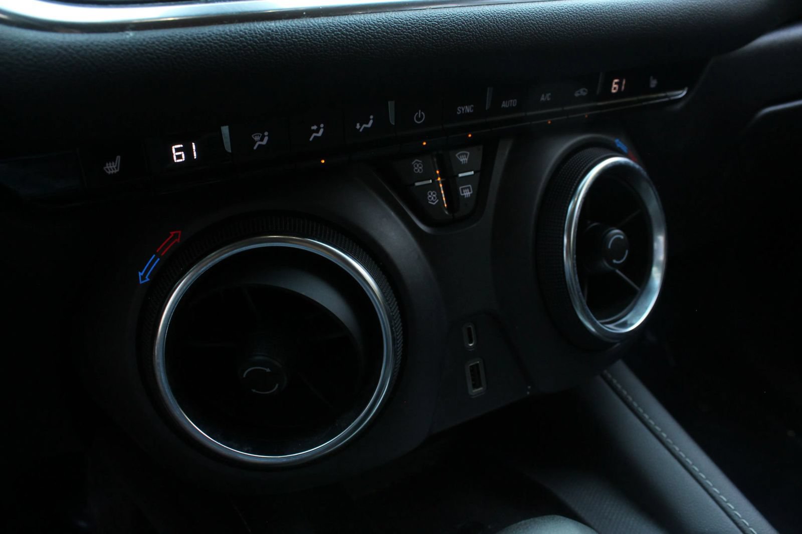 Used 2023 Chevrolet Blazer LT w/ Convenience Package FWD image 34