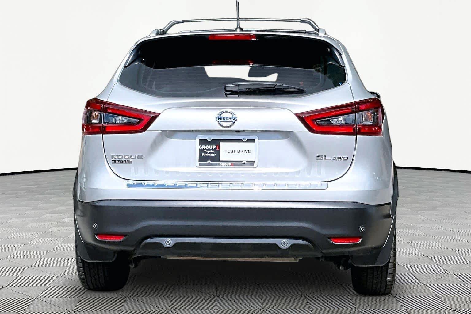Used 2022 Nissan Rogue Sport SL AWD/4WD image 5