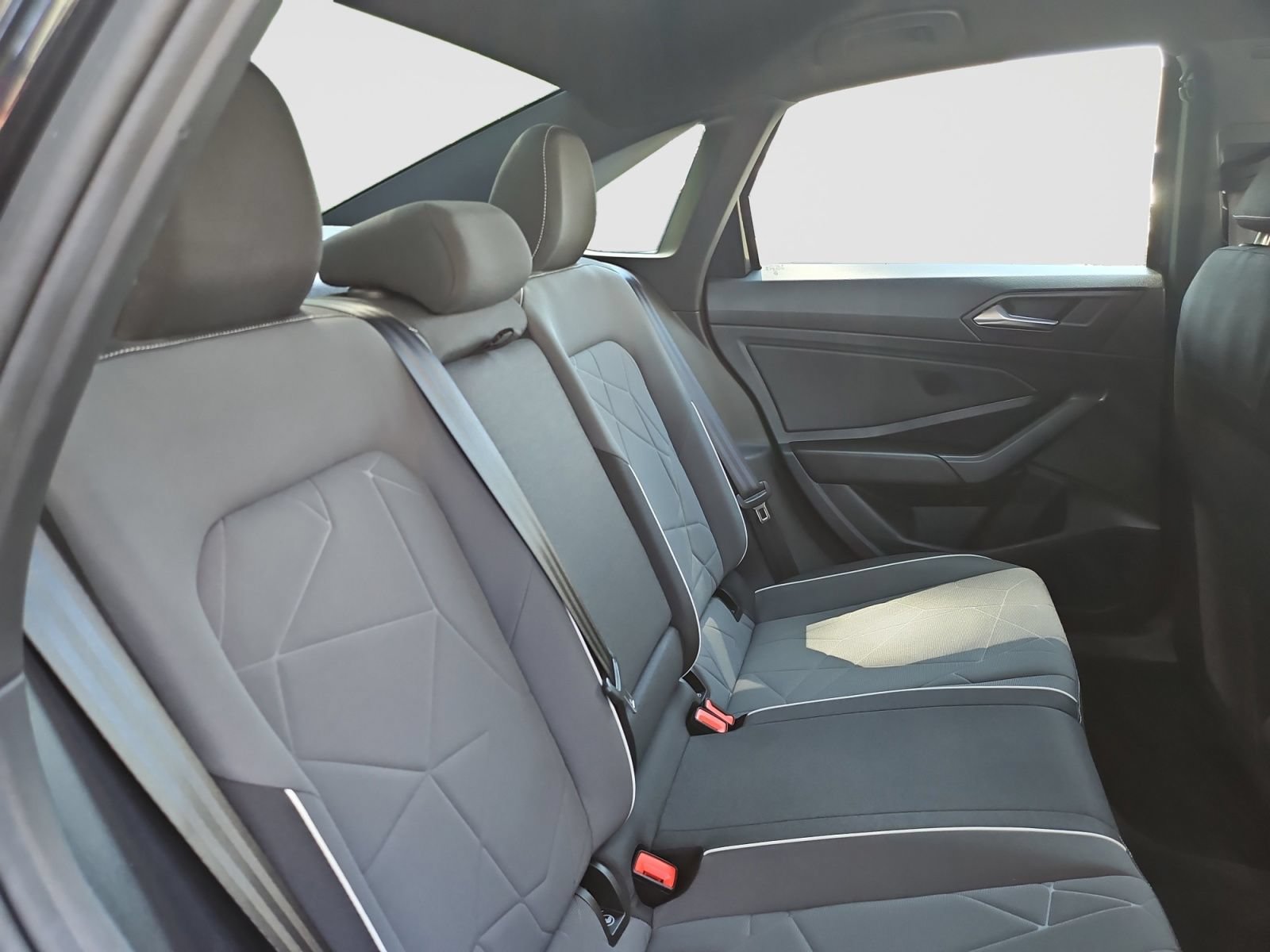 Used 2025 Volkswagen Jetta Sport FWD image 43