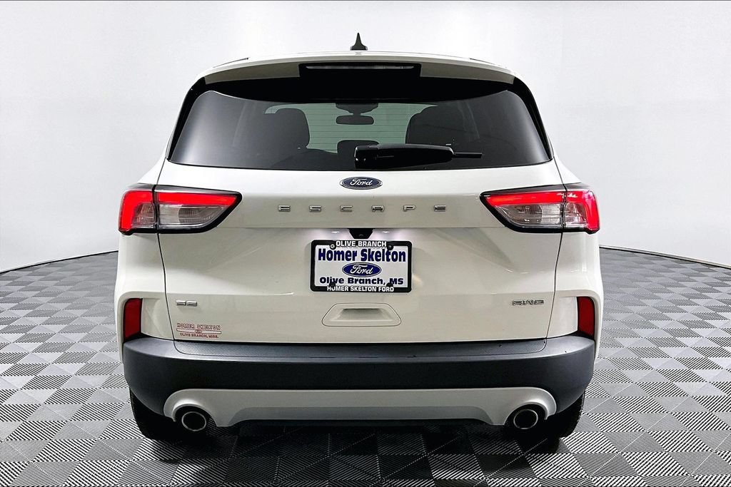 Used 2022 Ford Escape SE w/ Cold Weather Package AWD/4WD image 4