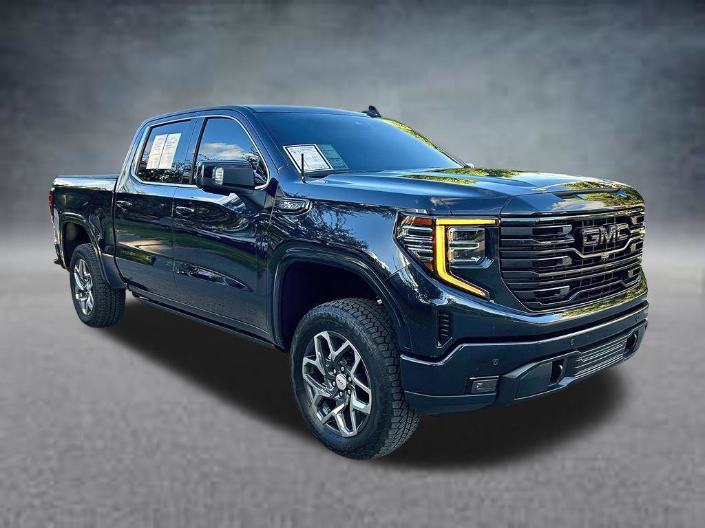 Used 2026 GMC Sierra 1500 SLT AWD/4WD image 3