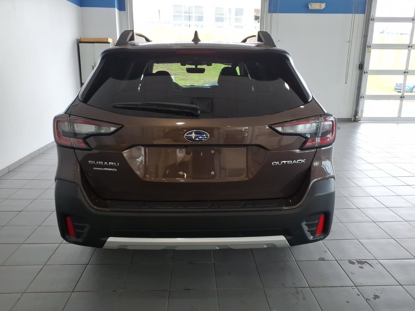 Used 2020 Subaru Outback Limited w/ Popular Package #2 image 6