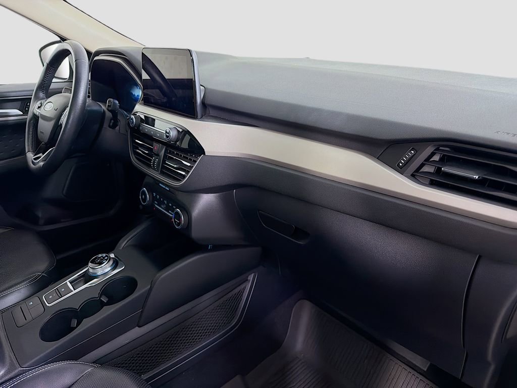 Used 2020 Ford Escape SE Sport image 28
