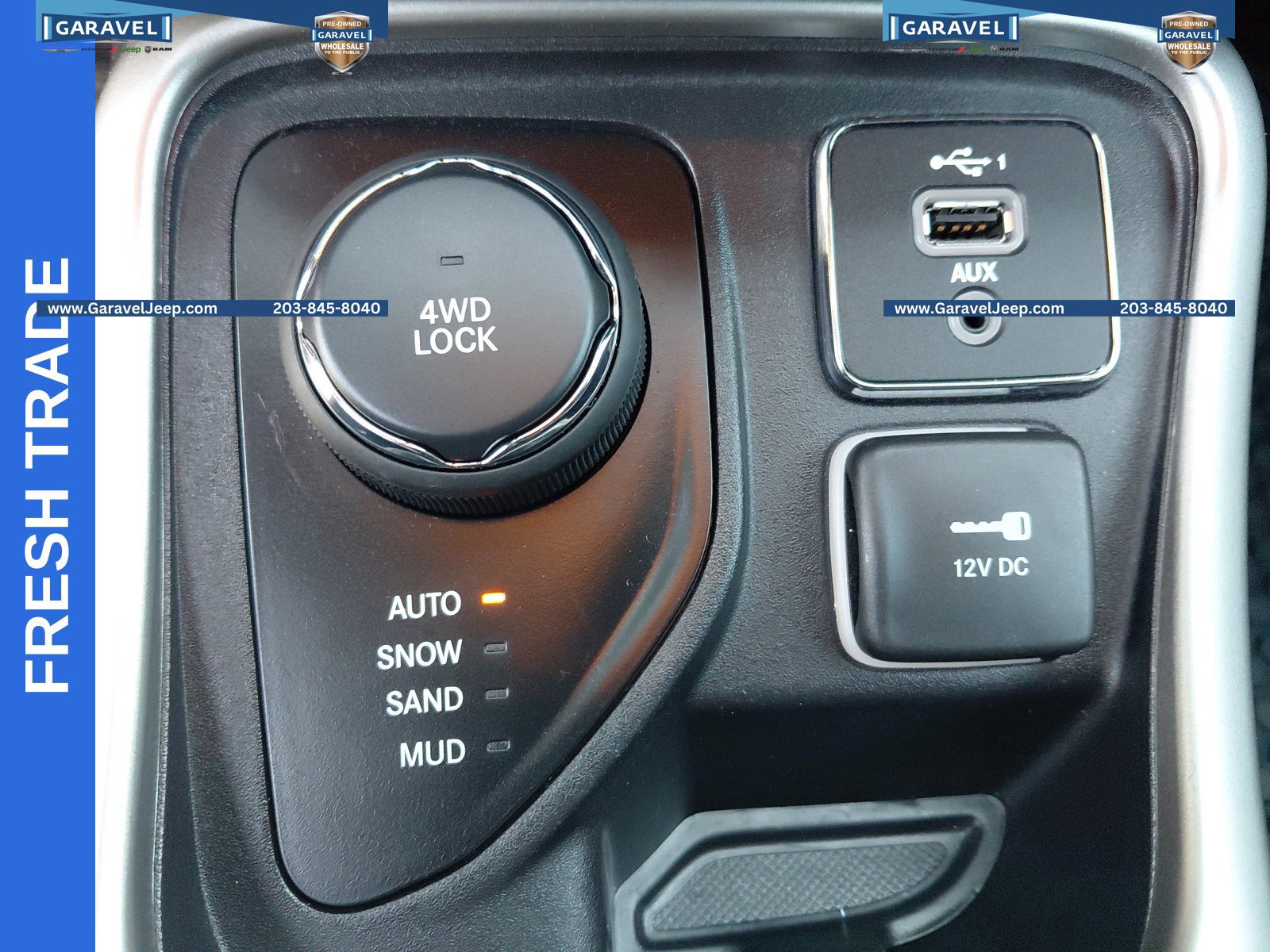 Used 2019 Jeep Compass Latitude w/ Popular Equipment Group AWD/4WD image 10