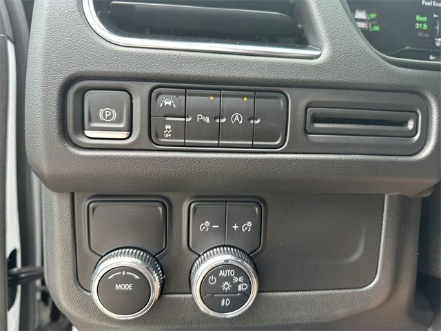 Used 2023 GMC Yukon SLT image 29