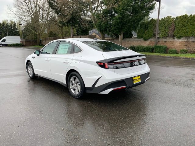 New 2025 Hyundai Sonata SE image 3