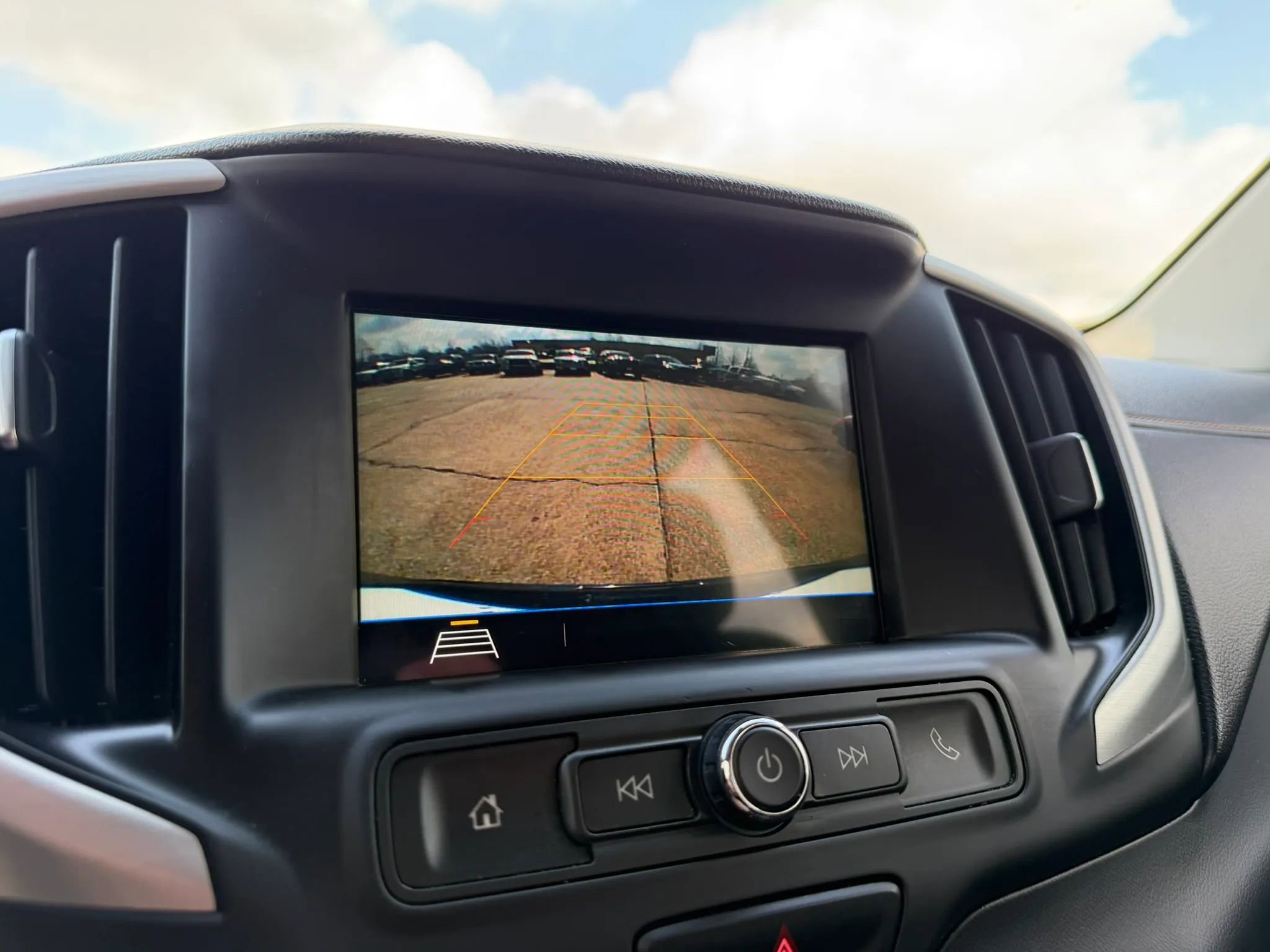 Used 2018 GMC Terrain SLE w/ Driver Convenience Package image 13