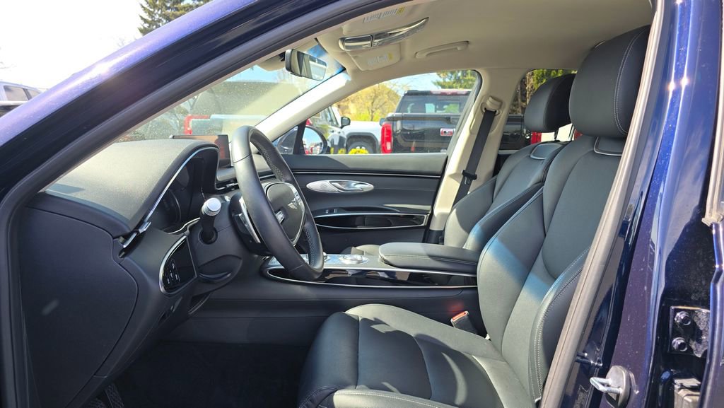 Used 2025 Genesis GV70 2.5T image 55