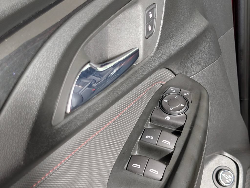 Used 2022 Chevrolet TrailBlazer RS w/ Sun and Liftgate Package FWD image 26