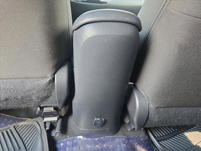 Used 2019 Toyota C-HR XLE FWD image 15