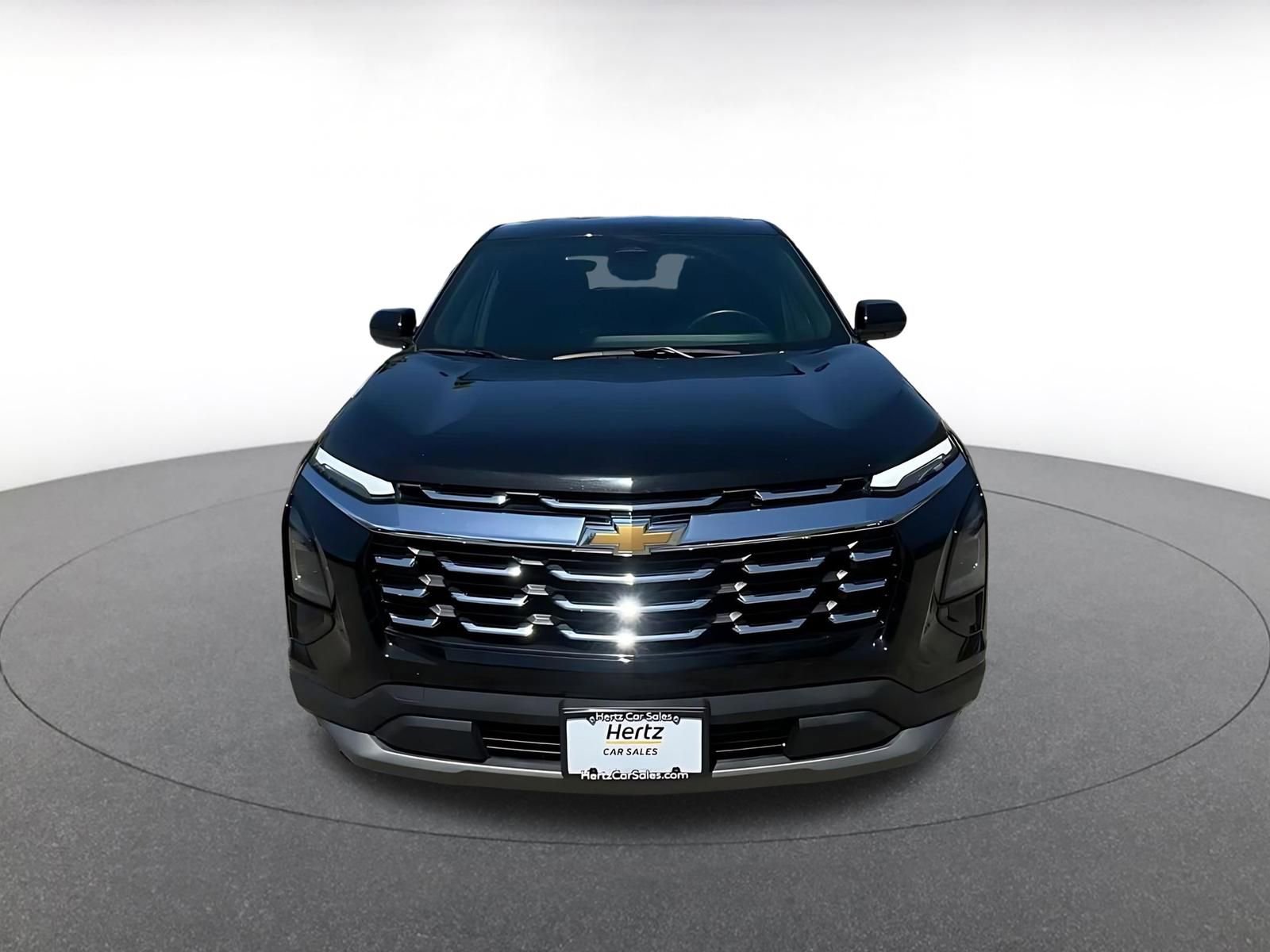Used 2025 Chevrolet Equinox LT FWD image 4