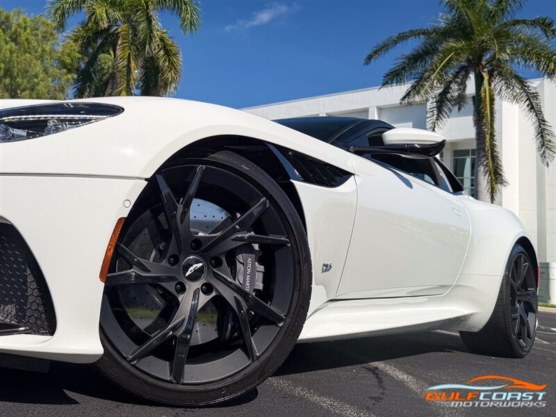 Used 2019 Aston Martin DBS Superleggera RWD image 12