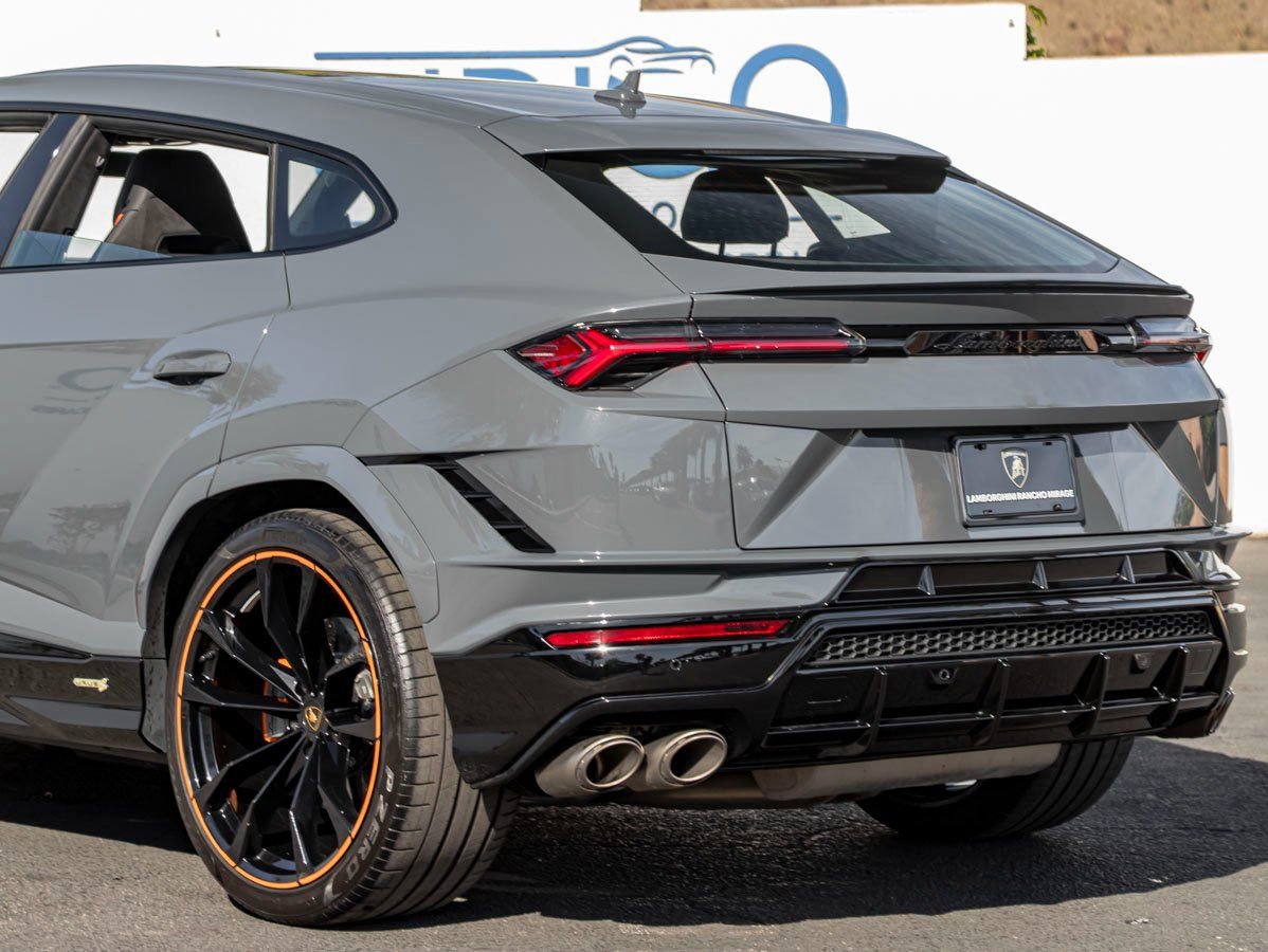 Used 2024 Lamborghini Urus S image 10