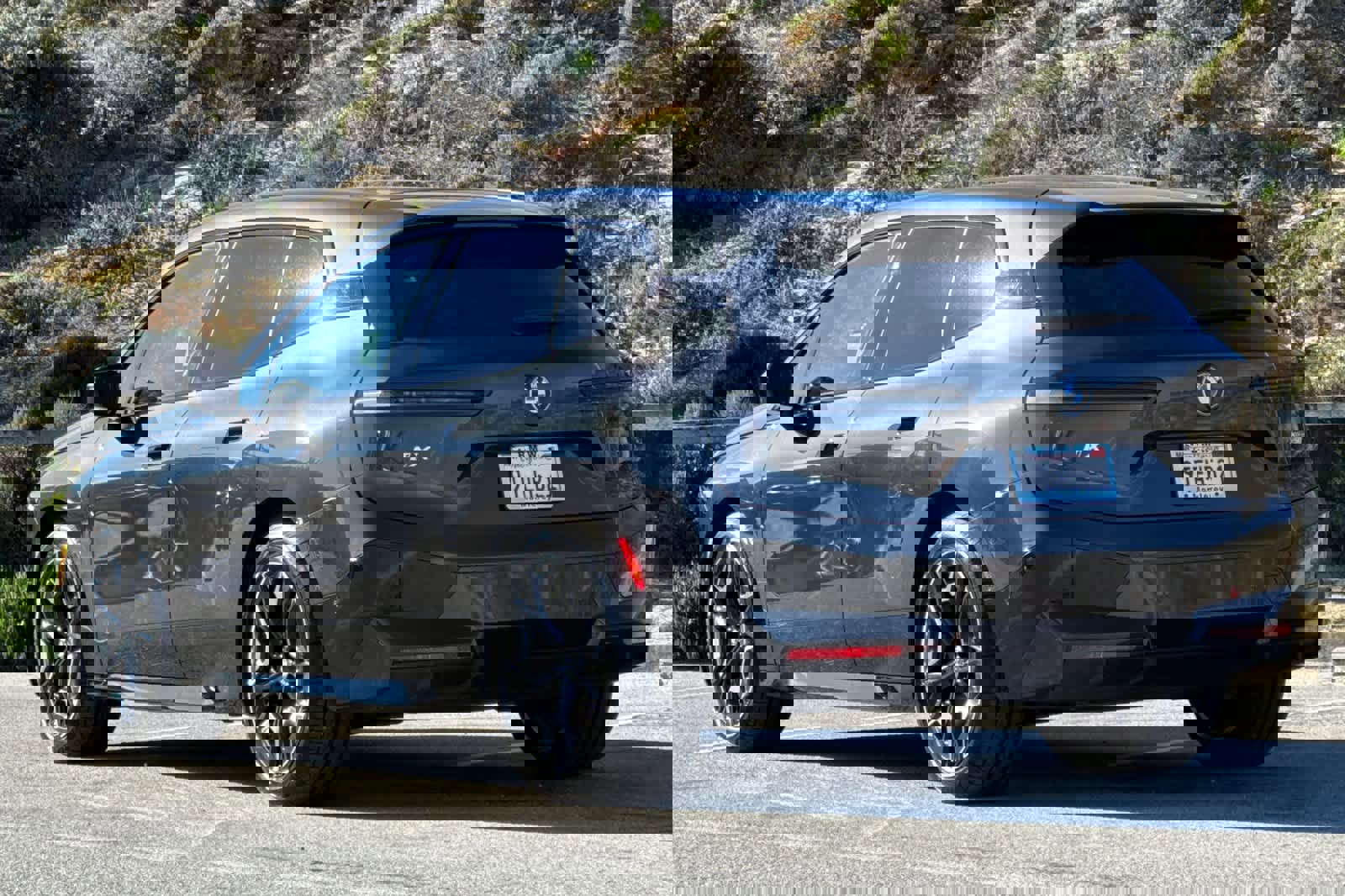 Certified 2025 BMW iX xDrive50 w/ Premium Package image 8