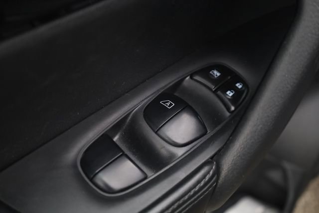 Used 2020 Nissan Rogue SL AWD/4WD image 14