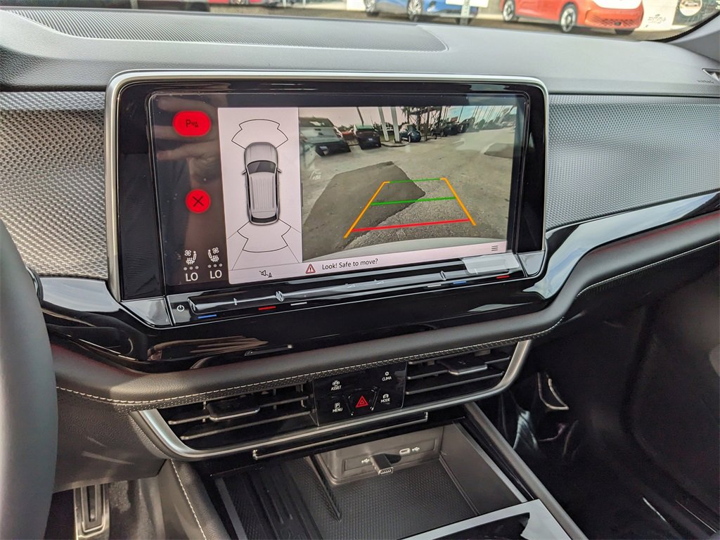 New 2026 Volkswagen Atlas Cross Sport SEL R-Line image 24