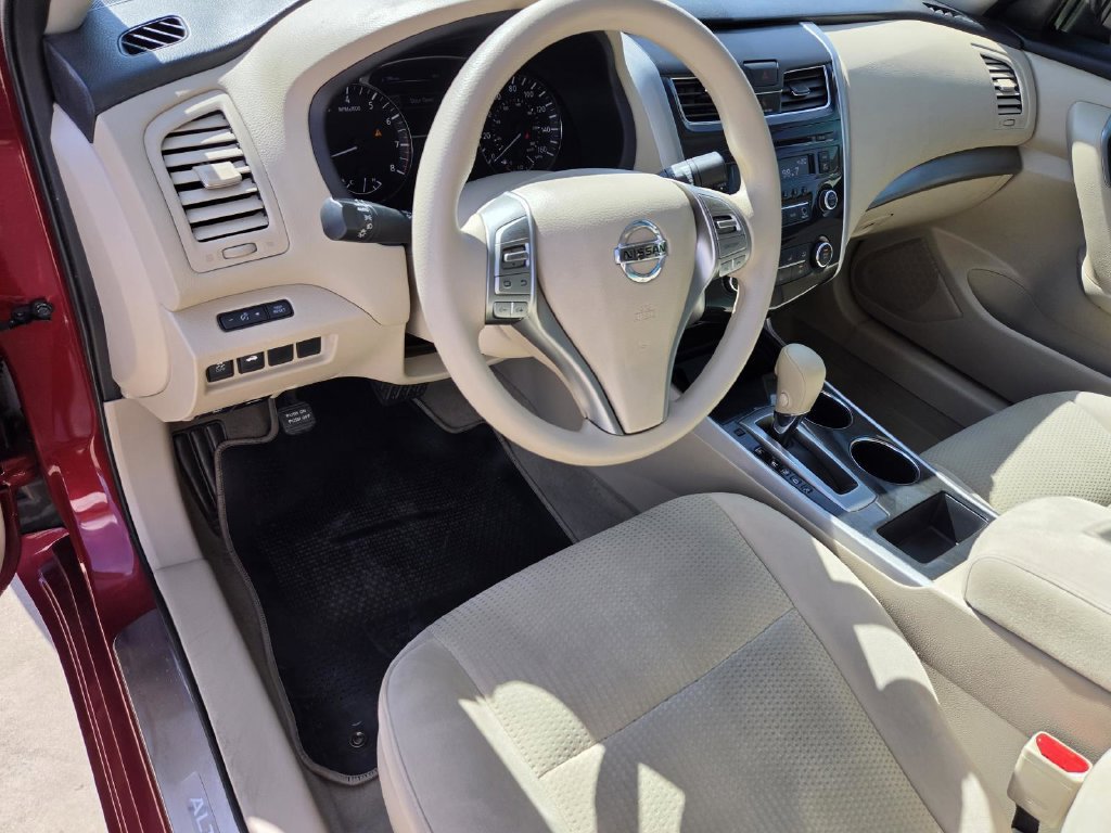 Used 2014 Nissan Altima 2.5 S FWD image 17