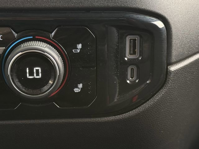 Certified 2025 Chevrolet Silverado 1500 LT w/ Safety Package AWD/4WD image 24