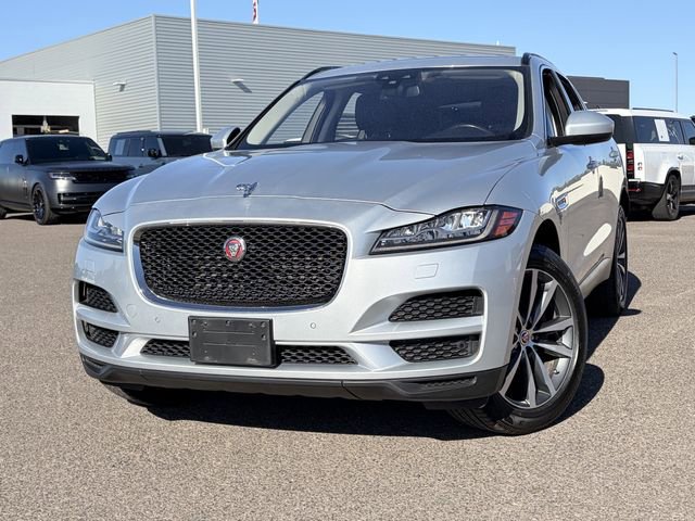 Used 2018 Jaguar F-PACE Prestige image 3