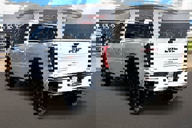 New 2026 GMC Sierra 2500 AT4 w/ AT4 Premium Plus Package image 3