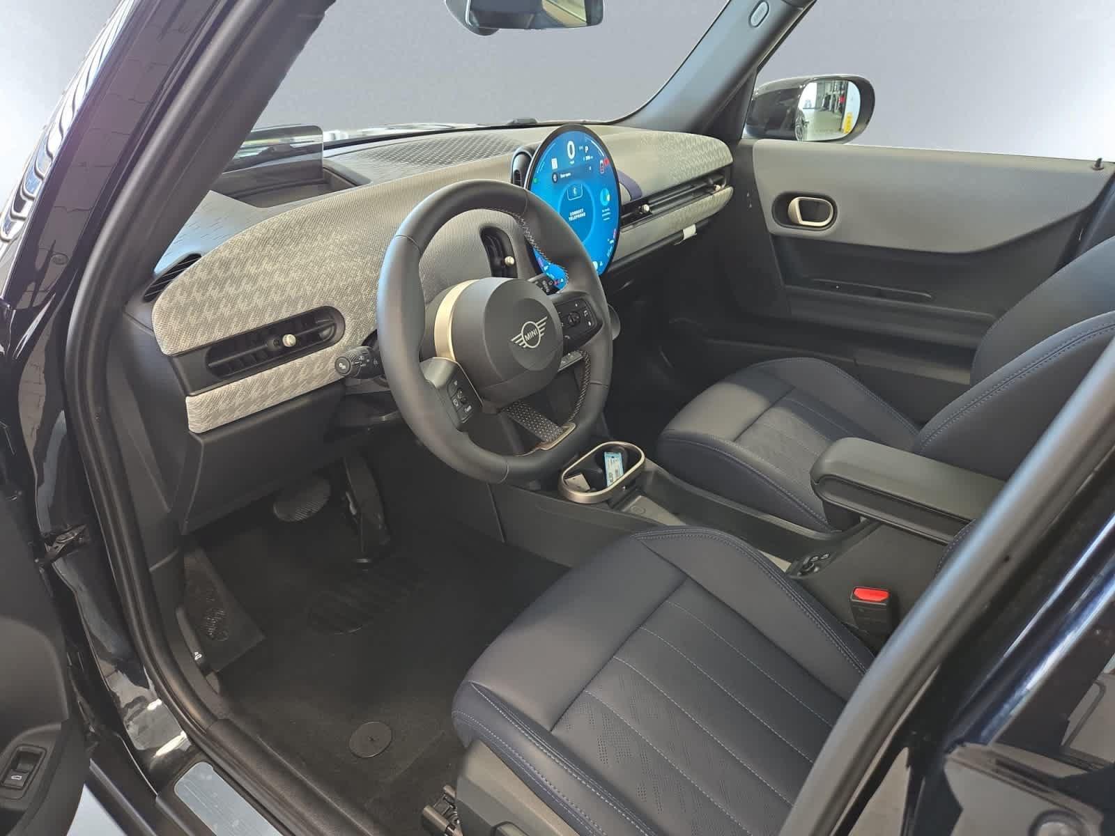 Used 2025 MINI Cooper S FWD image 5