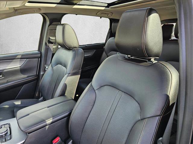 Used 2024 MAZDA CX-90 3.3 Turbo w/ Premium Package image 17