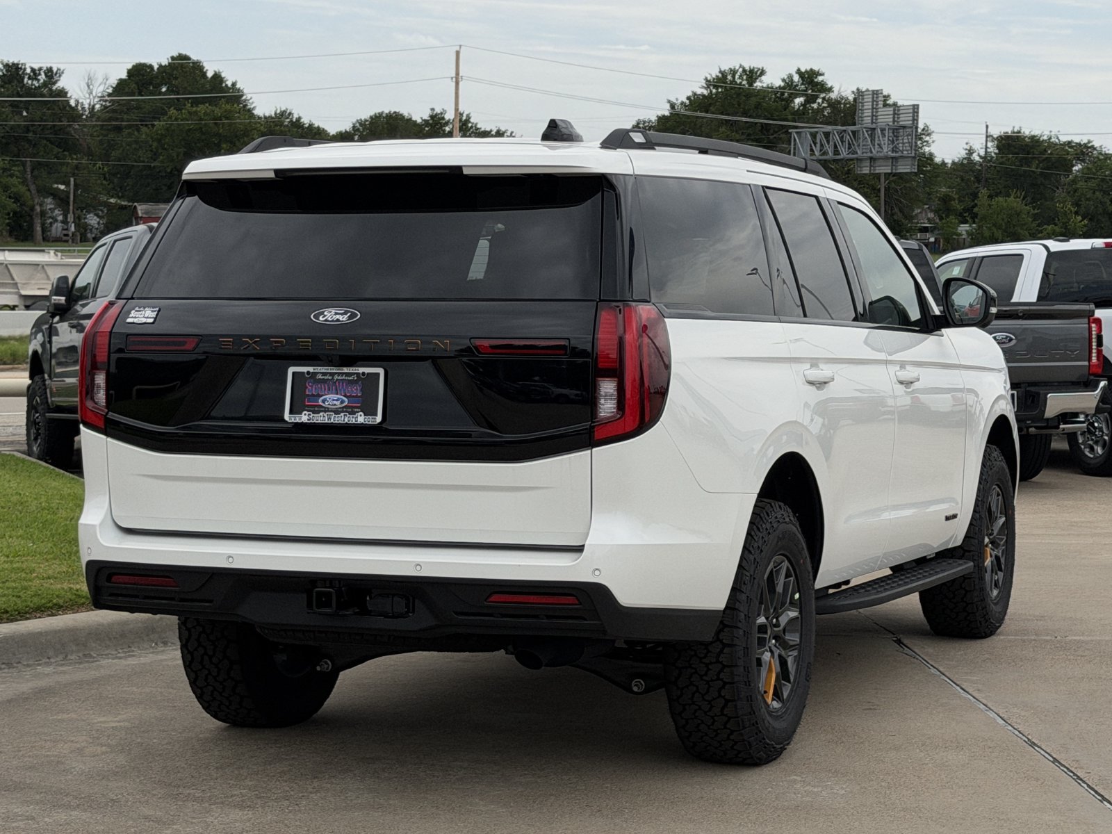 New 2026 Ford Expedition Tremor AWD/4WD image 4