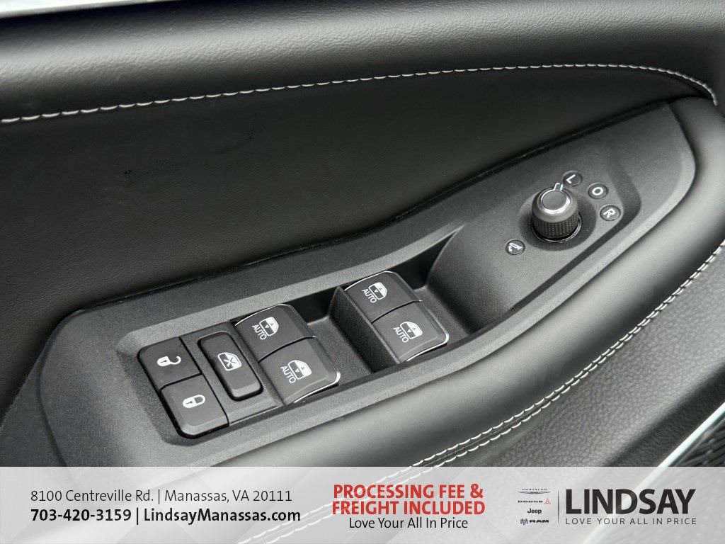 New 2025 Jeep Grand Cherokee Overland w/ Adv Protech Group III image 22