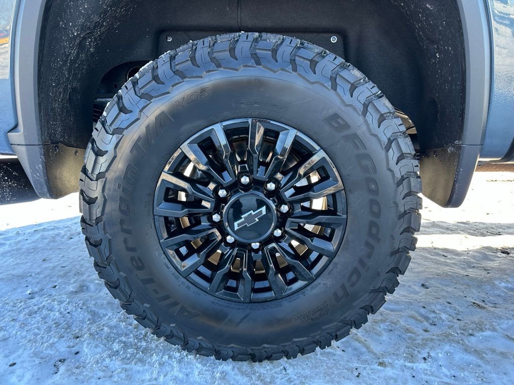 Used 2020 Chevrolet Silverado 2500 High Country w/ Z71 Off-Road Package image 22