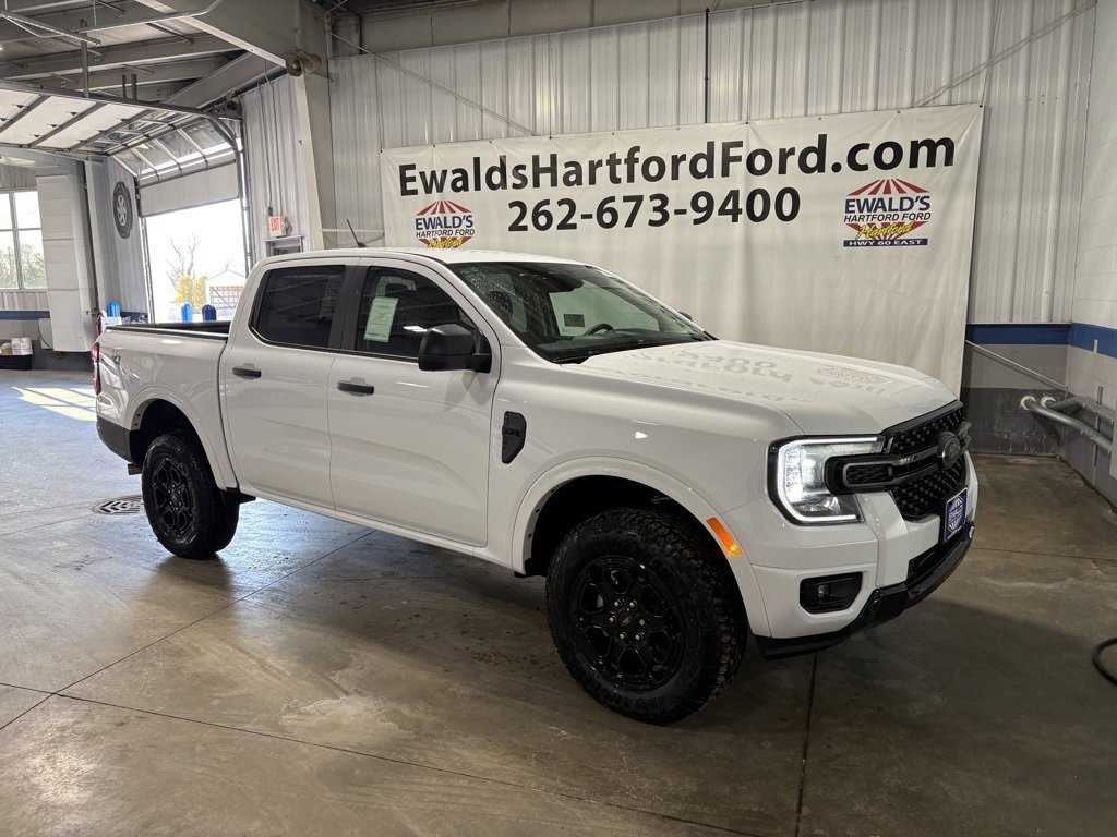 New 2025 Ford Ranger XLT w/ Black Appearance Package image 2