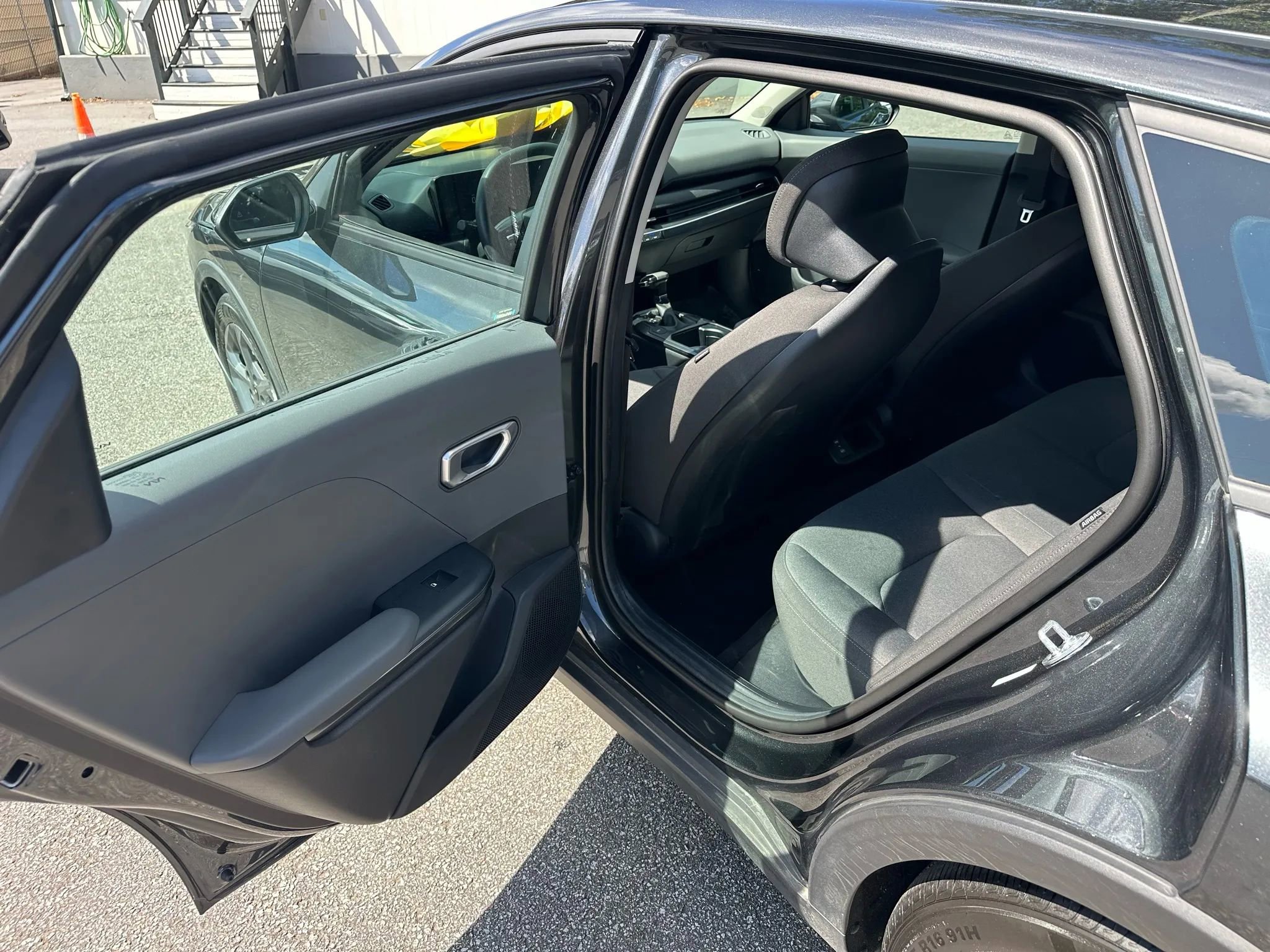 Used 2025 Kia K4 image 10