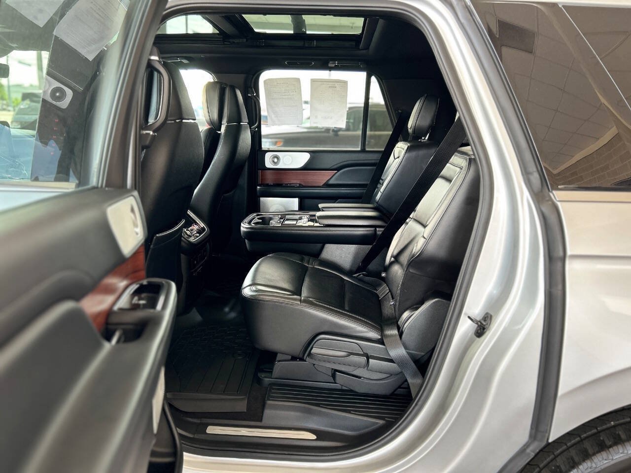 Used 2018 Lincoln Navigator L Reserve w/ Technology Package AWD/4WD image 51