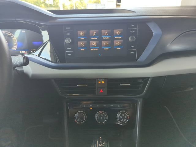 Used 2023 Volkswagen Taos SE w/ Black Wheel Package image 24