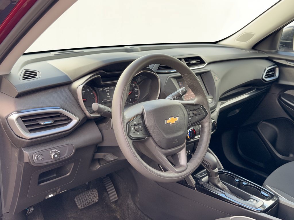Certified 2023 Chevrolet TrailBlazer LS FWD image 4