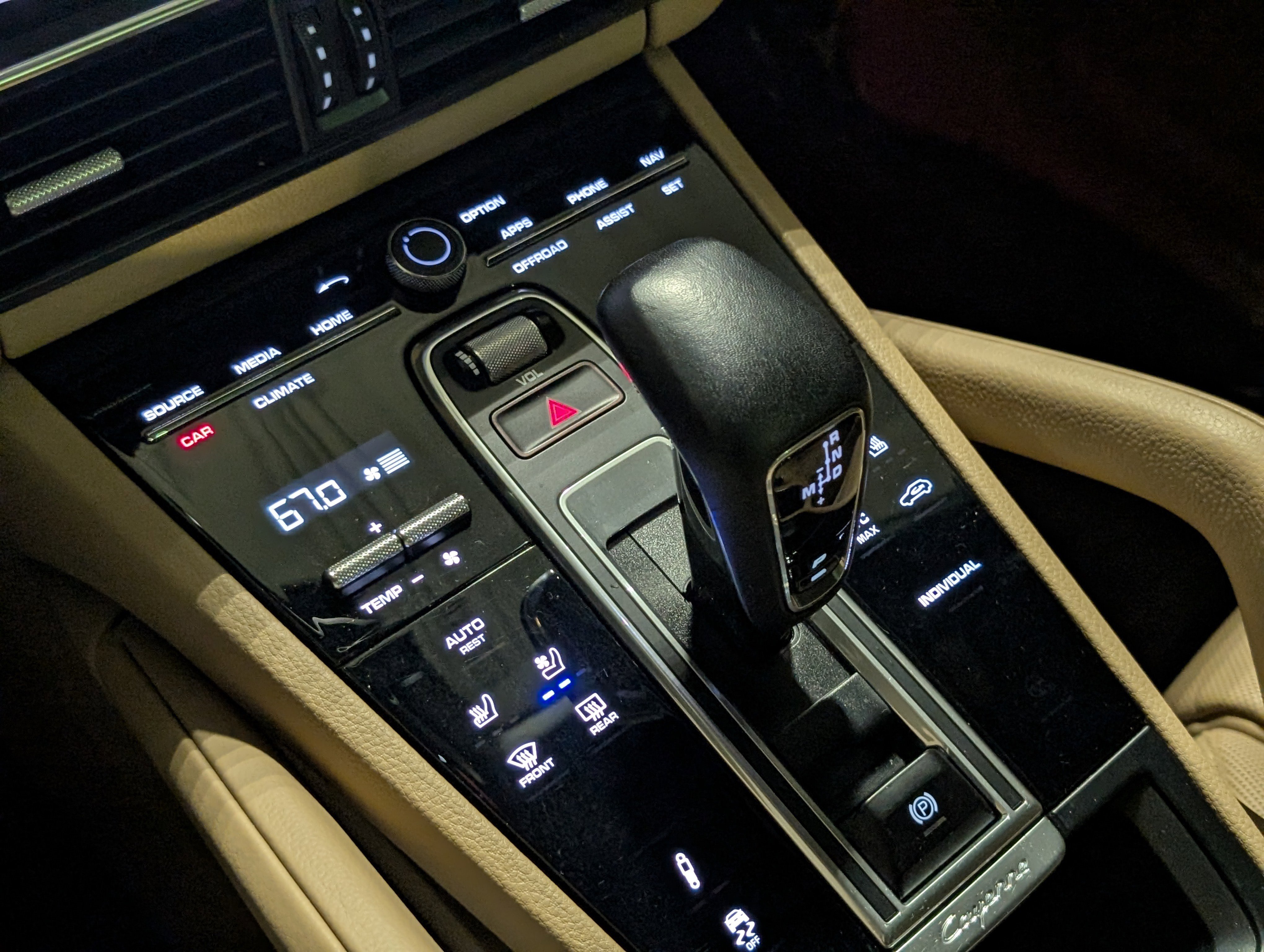 Certified 2022 Porsche Cayenne E-Hybrid image 42