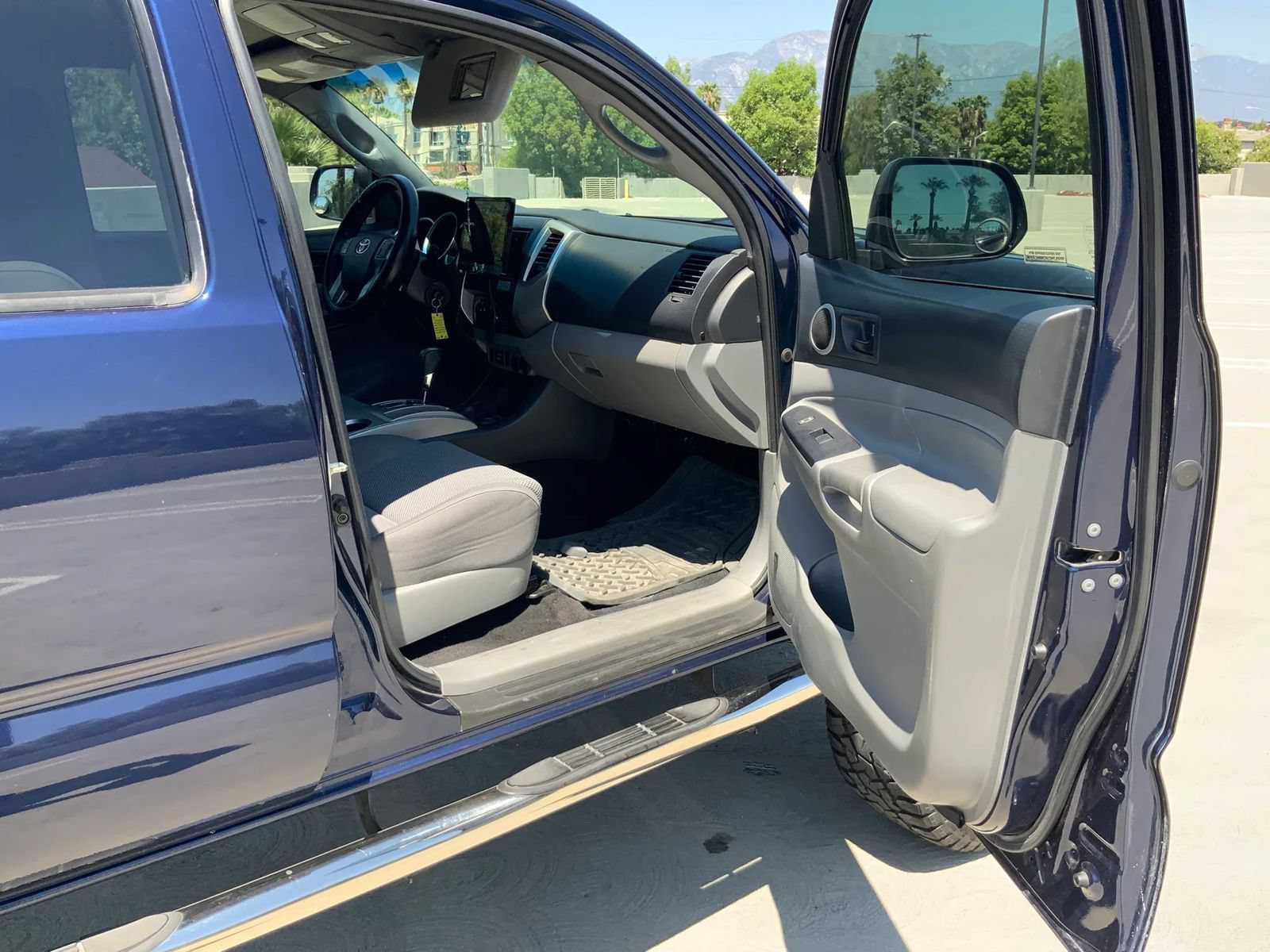 Used 2013 Toyota Tacoma PreRunner w/ TRD Off-Road Pkg RWD image 15