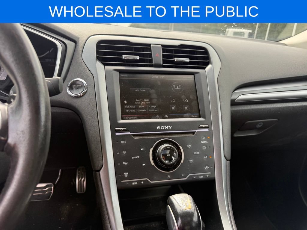 Used 2015 Ford Fusion Titanium FWD image 11