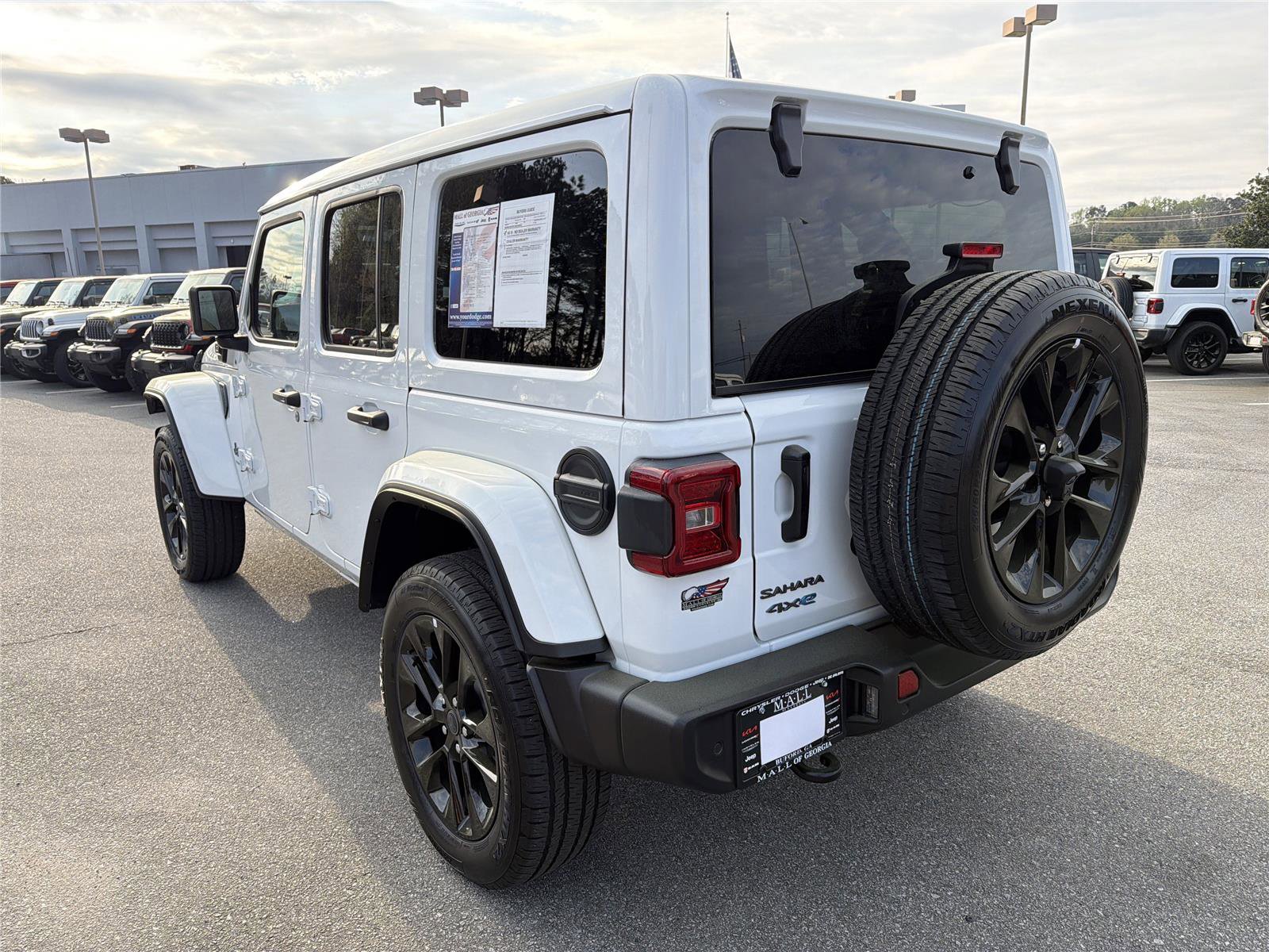 Used 2025 Jeep Wrangler Sahara w/ Safety Group image 7