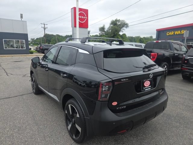 Used 2026 Nissan Kicks SR w/ Cold Weather Package AWD/4WD image 7