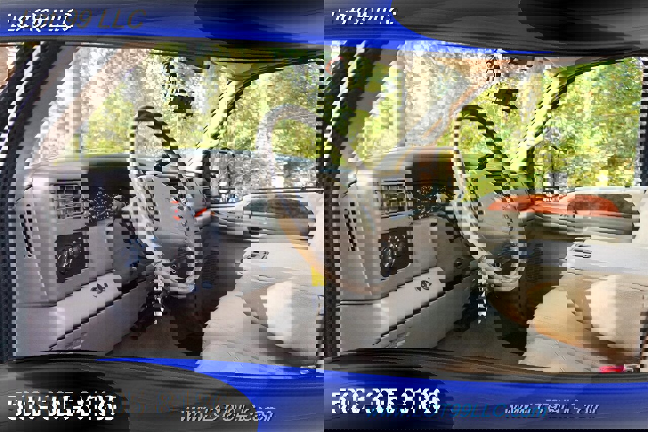 Used 2000 Ford F250 Lariat image 12